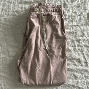 Vuori Performance Jogger